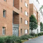 Vivere in condominio: come funziona e quali doveri devi rispettare