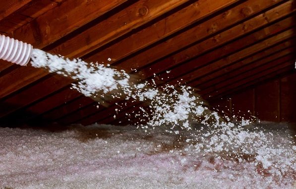 Insufflaggio: i vantaggi per l’isolamento termico e l’ecosostenibilità