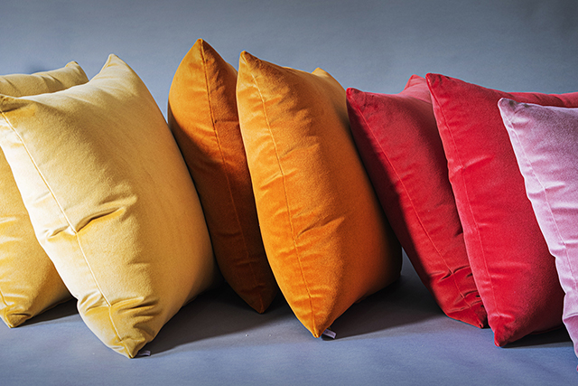 Il velluto: il tessuto che fa brillare gli interni