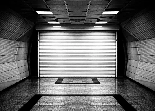 Ordine in garage: ecco come arredarlo e metterlo a posto