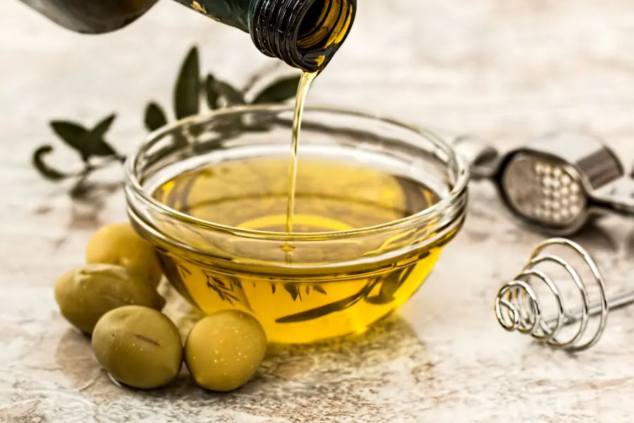 Come riconoscere un olio extravergine buono