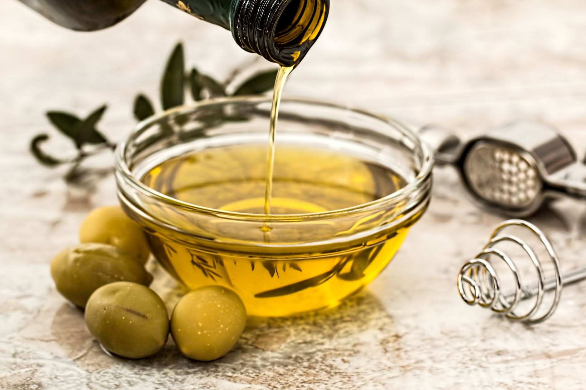 Come riconoscere un olio extravergine buono