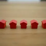 Cosa verificare prima di comprare una casa? 5 aspetti fondamentali da valutare